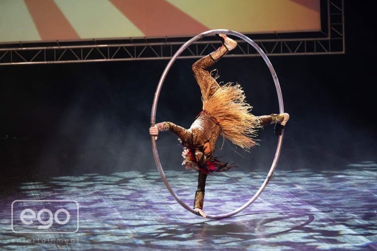 Akrobaci Duo White zdjęcie 10