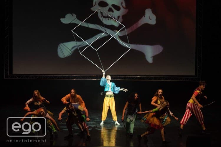 Akrobaci Duo White zdjęcie 11